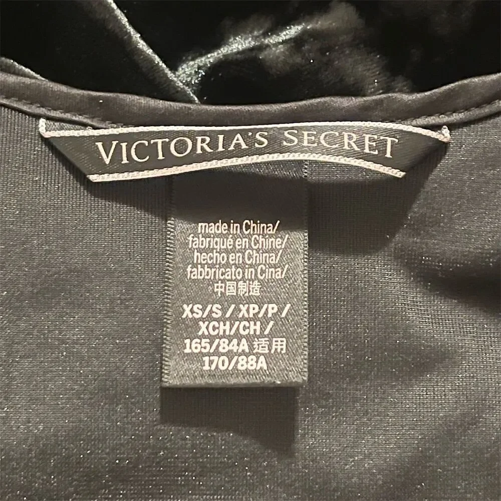 Victoria's Secret Black Velvet Slip Dress XS/S Scoop Neck Sleeveless Mini Women‎ - Picture 7 of 7